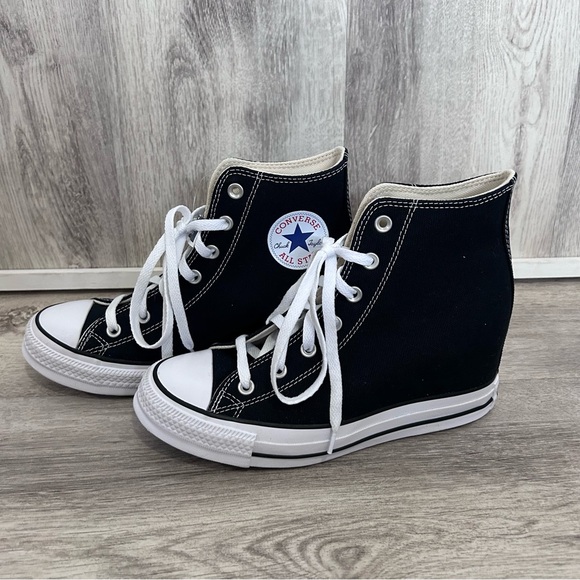 Converse Classic Hidden Wedge Platform high-top sneakers Womens 9.5 Chuck Taylor - Picture 1 of 12